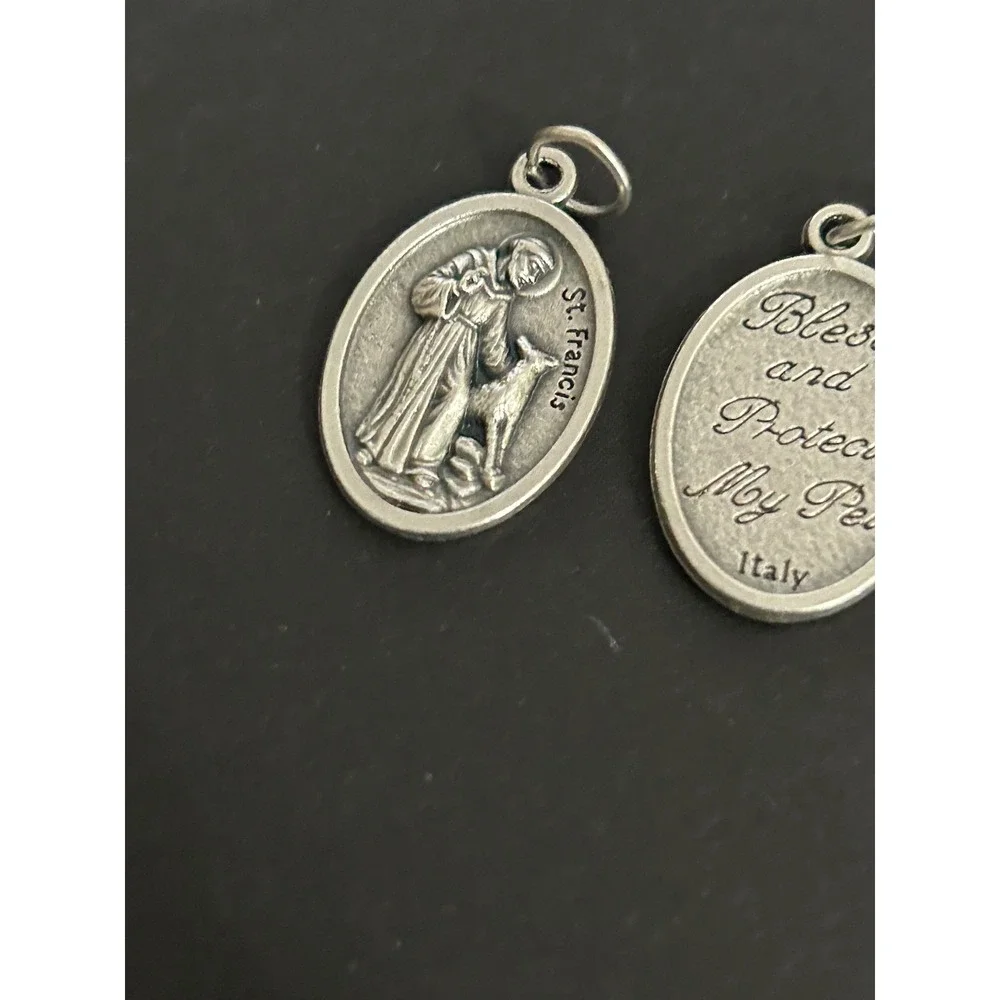 Pet Medal Silver St. Francis Bless and Protect My Pet Patron Saint Italy X 2